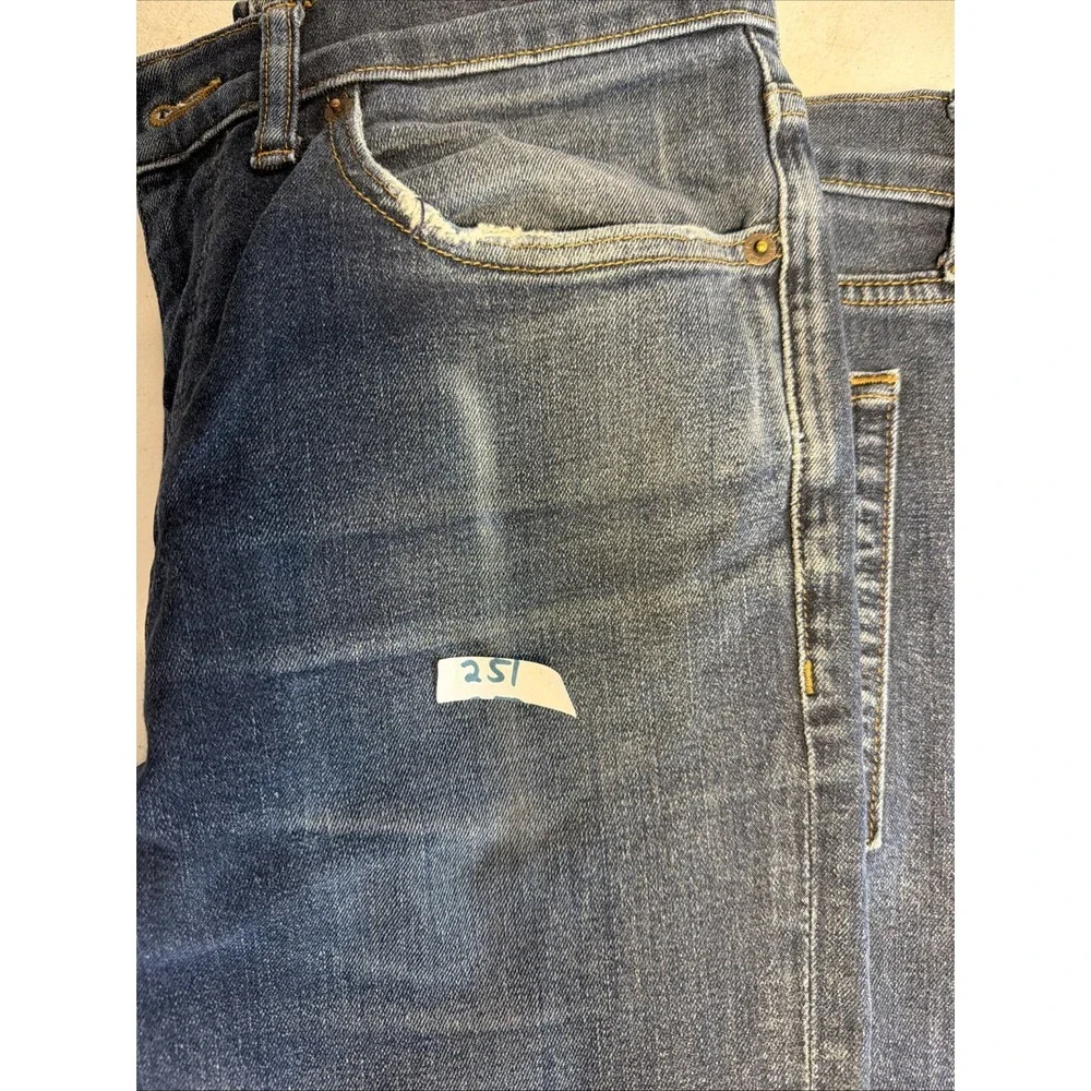 Mens Jeans J.Crew 31 x 28 Blue Flex Straight Leg Medium Wash Whiskered Denim